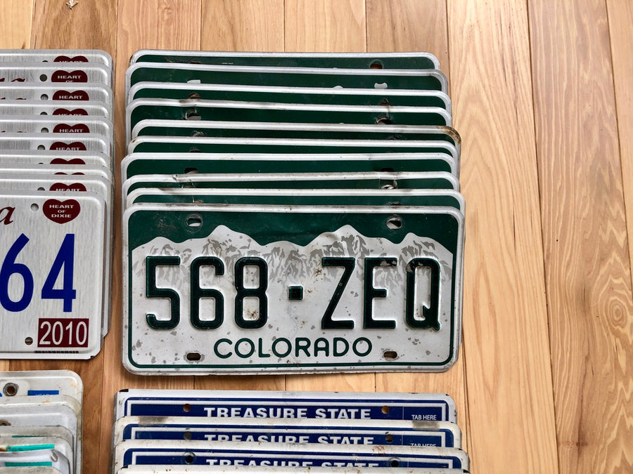 100 License Plates- 10 of Each State in Craft Condition