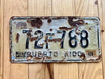 1975 Puerto Rico License Plate