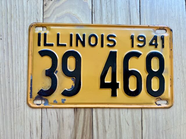 1941 Illinois License Plate