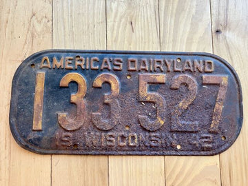 1942 Wisconsin License Plate