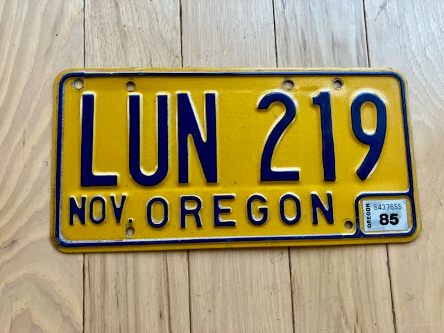 1983 Oregon License Plate