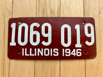 1946 Illinois Fiberboard License Plate