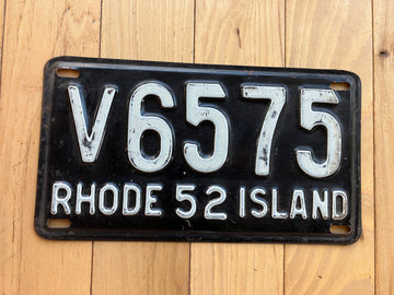 1952 Rhode Island License Plate