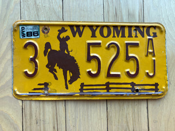 1986 Wyoming License Plate