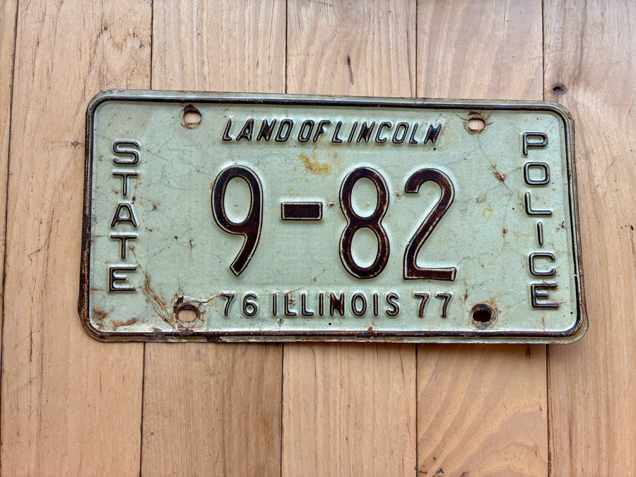 1977 Illinois State Police License Plate