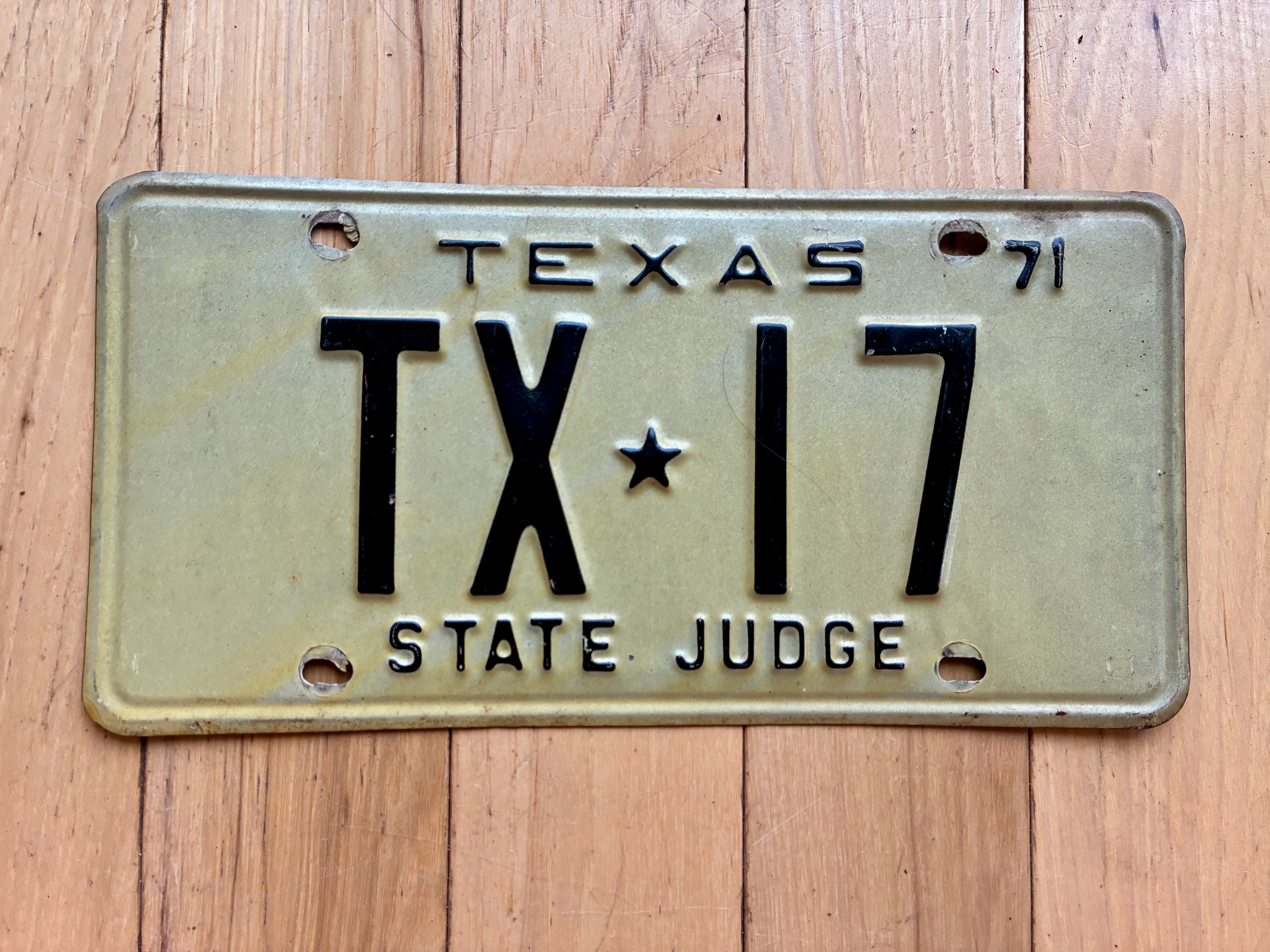 1971 Texas State Judge License Plate – RusticPlates