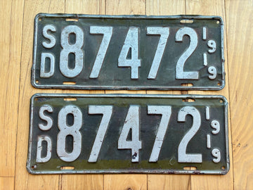 Pair of 1919 South Dakota License Plates