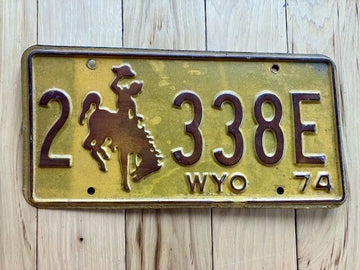 1974 Wyoming License Plate
