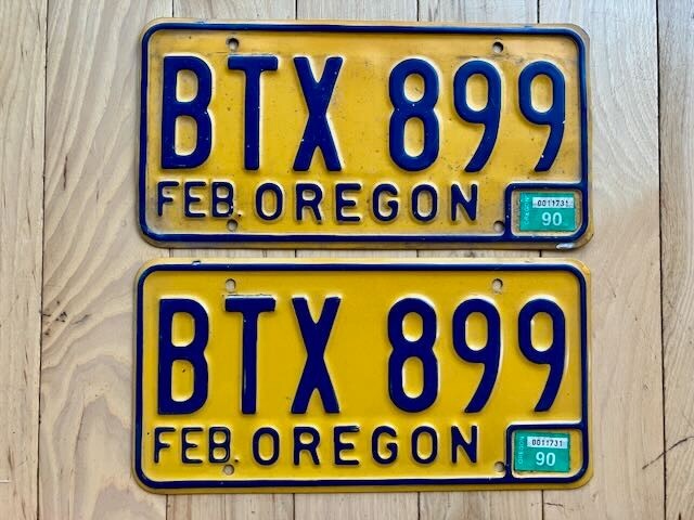 Pair of 1990 Oregon License Plates