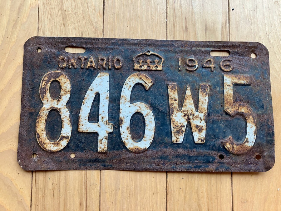 1946 Ontario License Plate