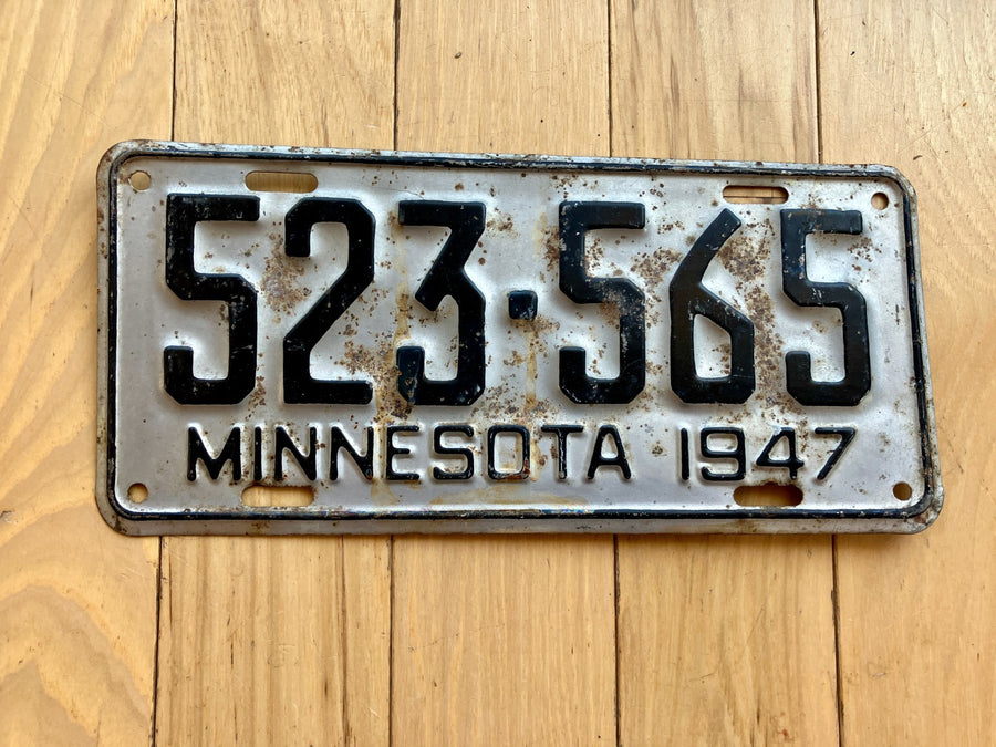 1947 Minnesota License Plate