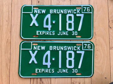 Pair of 1976 New Brunswick License Plates