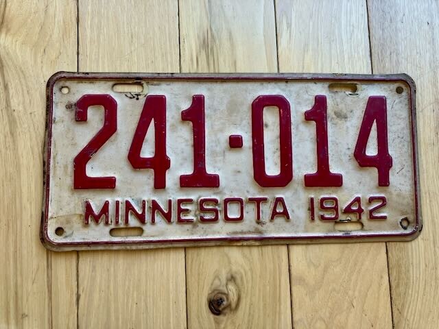 1941 Minnesota License Plate