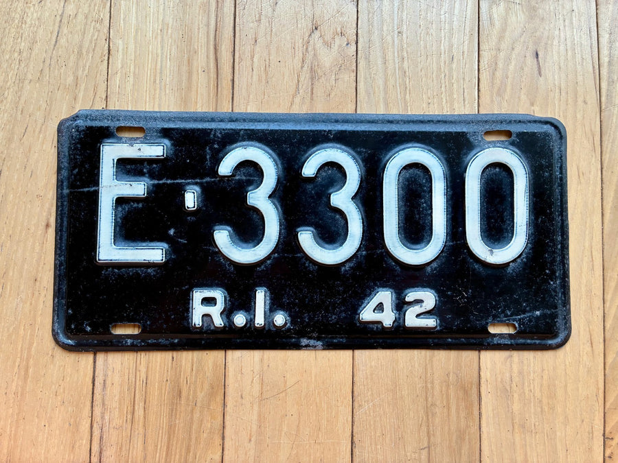 1942 Rhode Island License Plate
