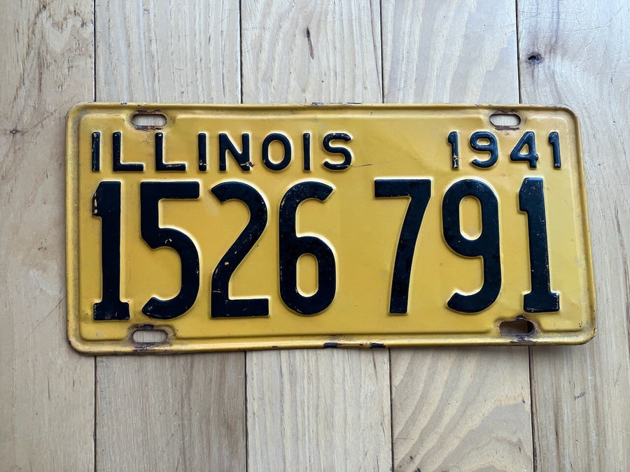 1941 Illinois License Plate