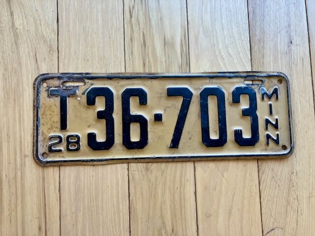 1928 Minnesota License Plate