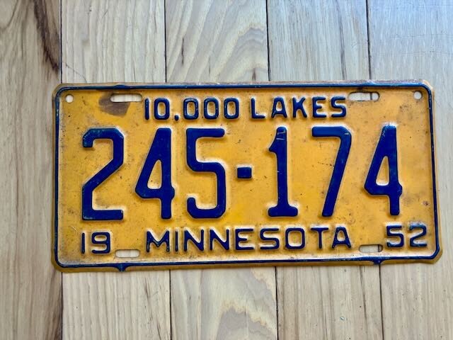 1952 Minnesota License Plate