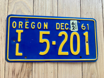 1961 Oregon Light Trailer License Plate With A 1962 Tab