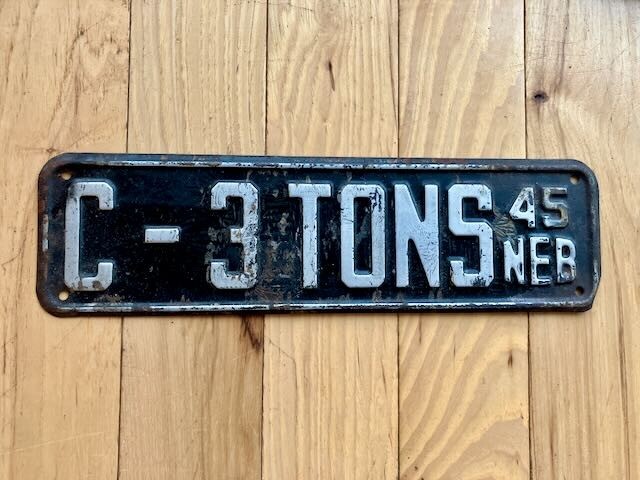 1945 Nebraska 3 Tons License Plate