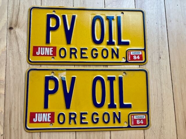 Pair of 1984 Oregon Vanity License Plates - PV OIL
