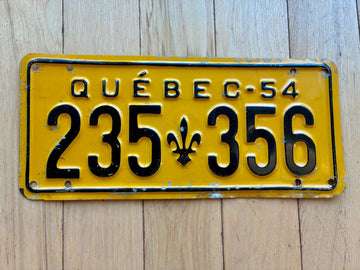 1954 Quebec License Plate