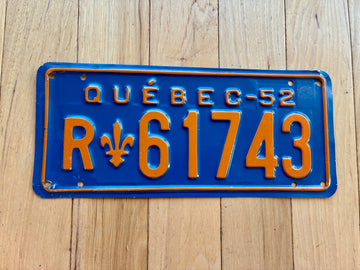 1952 Quebec License Plate