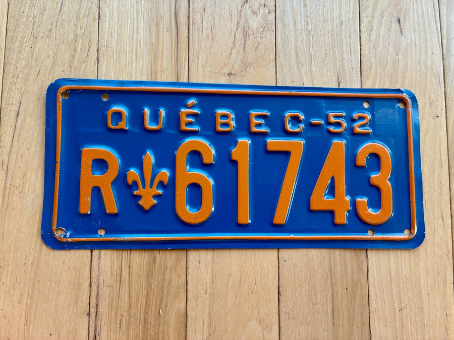 1952 Quebec License Plate