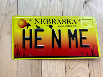 2005 Nebraska Vanity License Plate - HE N ME
