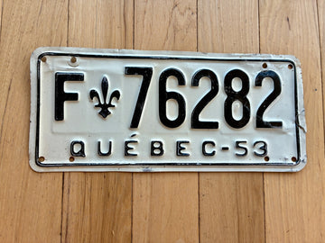 1953 Quebec License Plate