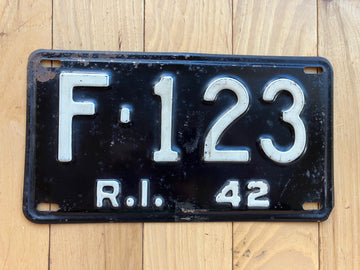 1942 Rhode Island License Plate