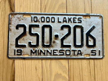 1951 Minnesota License Plate
