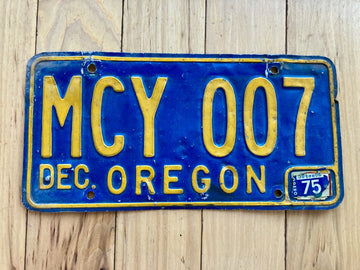 1960s Oregon License Plate With 1975 Tab