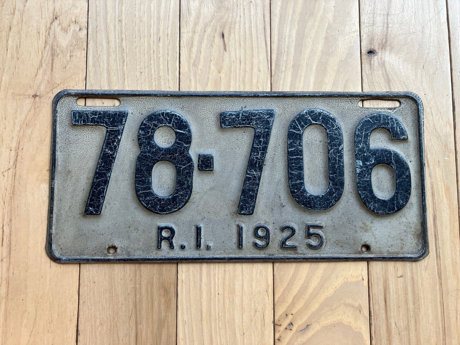 1925 Rhode Island License Plate