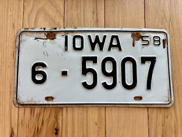 1958 Iowa License Plate
