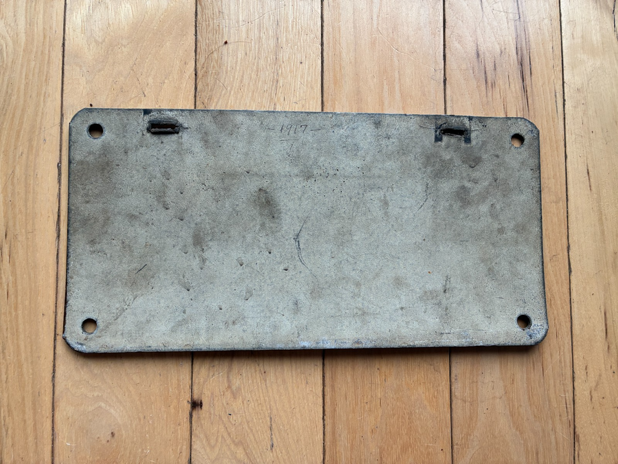 1917 Quebec Fiberboard License Plate (12x6)