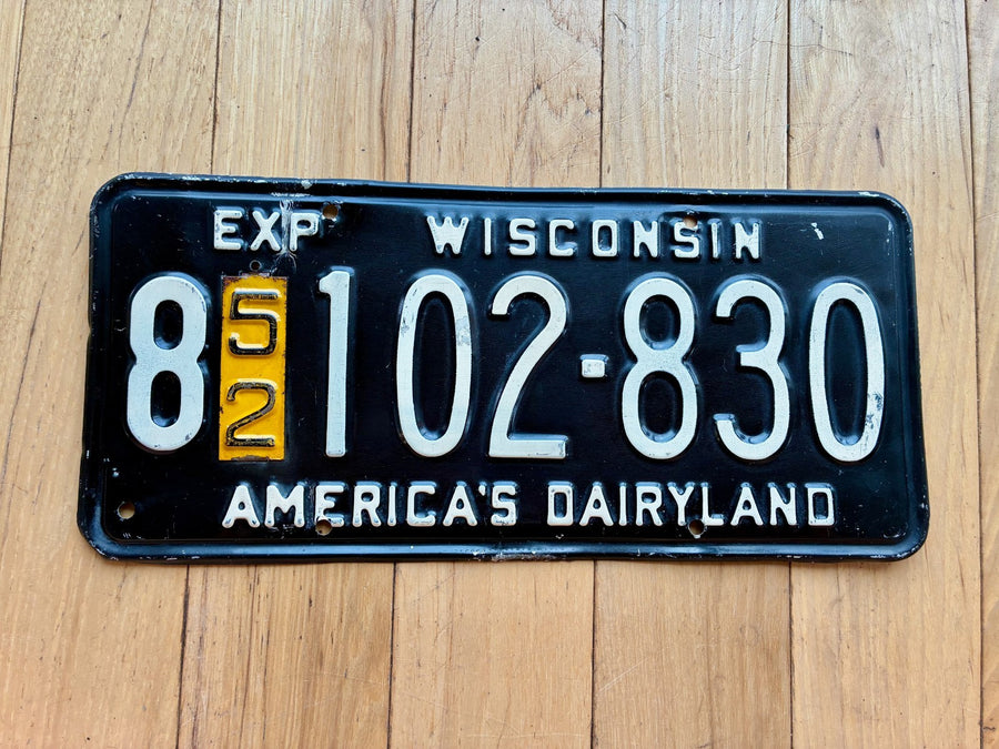 1952 Wisconsin License Plate