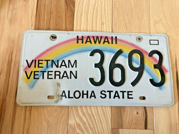 Hawaii Vietnam Veteran License Plate in Craft Condition