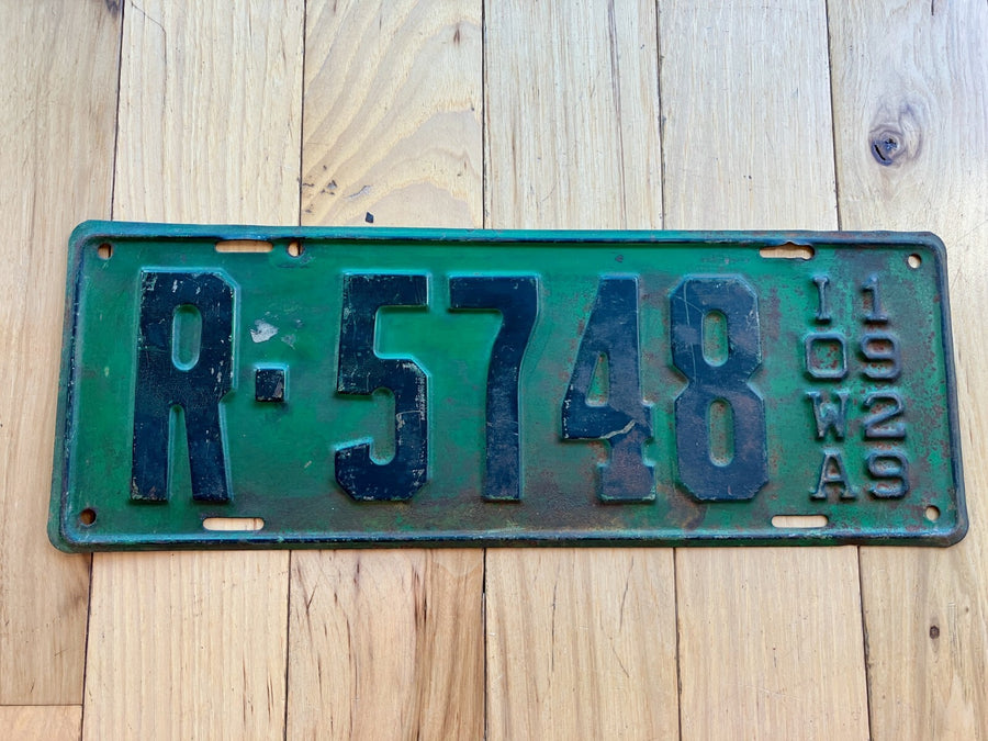 1929 Iowa License Plate