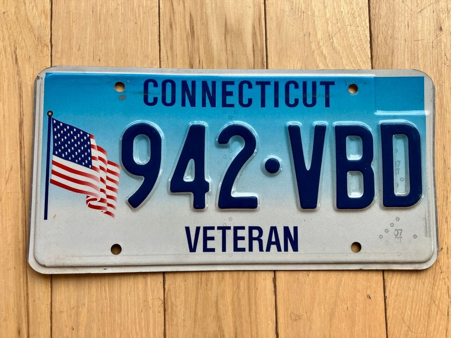 1997 Base Connecticut Veteran License Plate