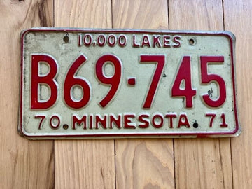 1971 Minnesota License Plate