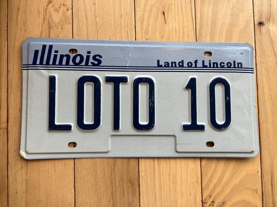 1996 Illinois Vanity License Plate - LOTO 10