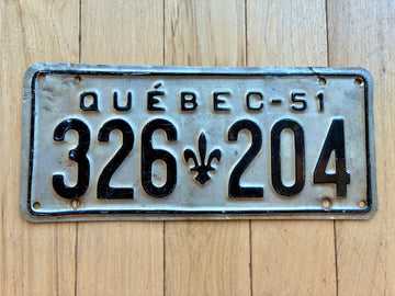 1951 Quebec License Plate
