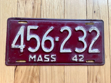 1942 Massachusetts License Plate - YOM Clear
