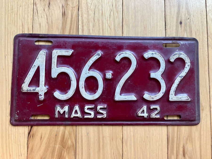 1942 Massachusetts License Plate - YOM Clear