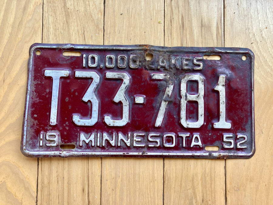 1952 Minnesota License Plate
