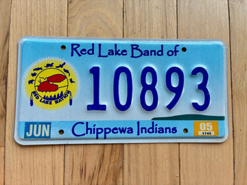2005 Minnesota Chippewa Indians License Plate