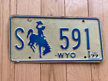 1977 Wyoming License Plate
