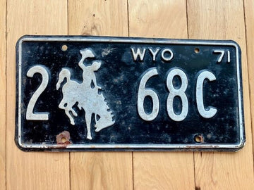 1971 Wyoming License Plate