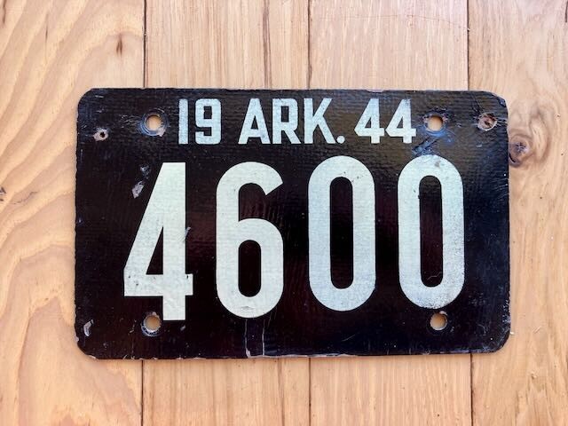 1944 Arkansas Fiberboard Four Digit License Plate