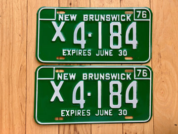 Pair of 1976 New Brunswick License Plates